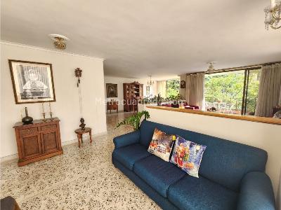 Apartamento de 4 alcobas en venta en La Concha, Medellín, 253 m² · foto 2 de 20