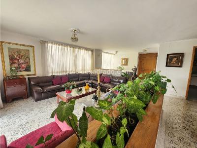 Apartamento de 4 alcobas en venta en La Concha, Medellín, 253 m² · foto 4 de 20
