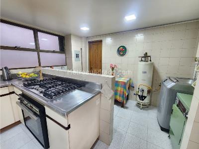 Apartamento de 4 alcobas en venta en La Concha, Medellín, 253 m² · foto 11 de 20