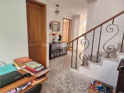 Apartamento de 4 alcobas en venta en La Concha, Medellín, 253 m² · foto 13 de 20