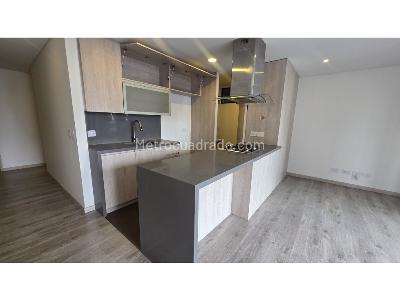 Apartamento de 3 alcobas en venta en Altos Del Poblado, Medellín, 88 m² · foto 2 de 20