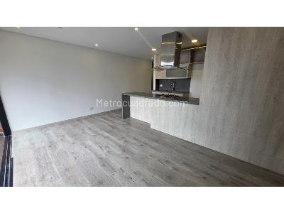 Apartamento de 3 alcobas en venta en Altos Del Poblado, Medellín, 88 m² · foto 3 de 20