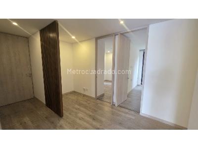 Apartamento de 3 alcobas en venta en Altos Del Poblado, Medellín, 88 m² · foto 8 de 20