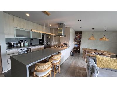 Apartamento en venta en Altos Del Poblado, Medellín · foto 3 de 20
