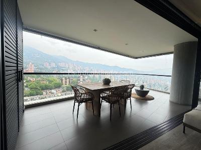 Apartamento en venta en Altos Del Poblado, Medellín · foto 7 de 20