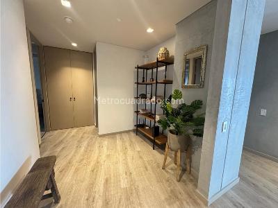 Apartamento en venta en Altos Del Poblado, Medellín · foto 16 de 20