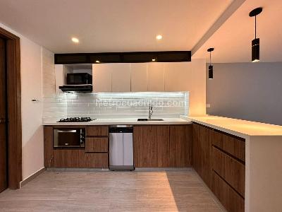 Apartamento de 2 alcobas en venta en Laureles, Medellín, 114 m² · foto 3 de 20