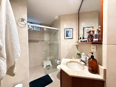 Apartamento de 3 alcobas en venta en La Castellana, Medellín, 104 m² · foto 8 de 10