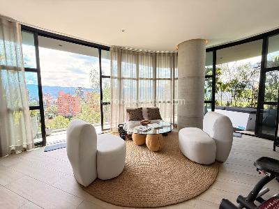 Apartamento en venta en El Poblado Provenza, Medellín · foto 2 de 20
