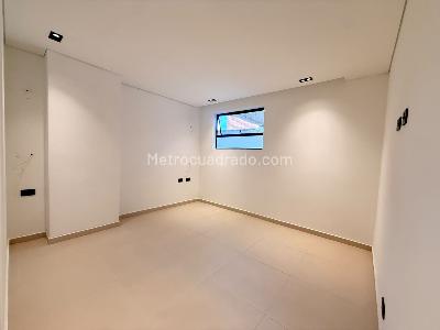 Apartamento de 3 alcobas en venta en Laureles, Medellín, 97 m² · foto 2 de 19