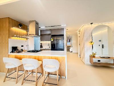 Apartamento de 3 alcobas en venta en Conquistadores, Medellín, 144 m² · foto 11 de 20