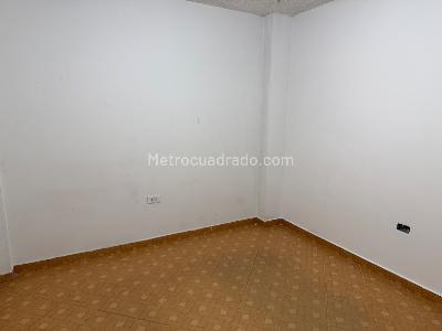 Casa de 5 alcobas en venta en Alamos Norte, Bogotá, 320 m² · foto 10 de 20