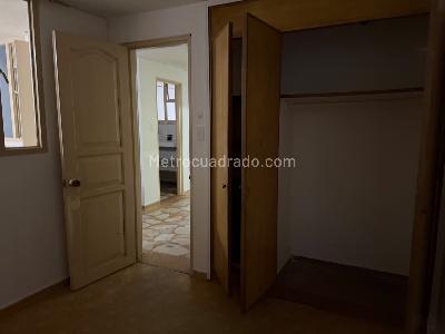 Casa de 5 alcobas en venta en Alamos Norte, Bogotá, 320 m² · foto 5 de 20