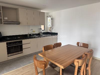 Apartamento de 2 alcobas en venta en La Castellana, Bogotá, 74 m² · foto 5 de 20