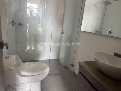 Apartamento de 2 alcobas en venta en La Castellana, Bogotá, 74 m² · foto 9 de 20