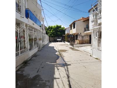 Casa de 5 alcobas en venta en Universidad Del Magdalena, Santa Marta, 385 m² · foto 2 de 20