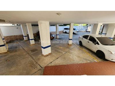 Apartamento en venta en Rodadero Sur, Santa Marta · foto 3 de 20