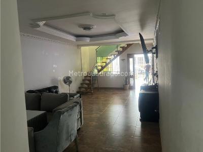 Casa en venta en El Jardin, Santa Marta · foto 2 de 4