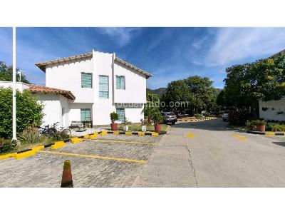 Casa en venta en Av Libertador, Santa Marta · foto 3 de 20