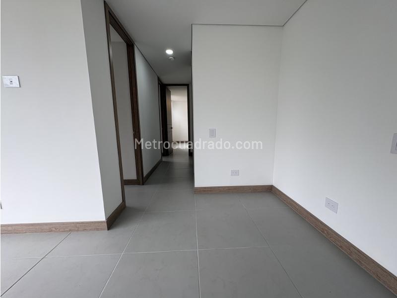 3BR Apartment in Trianon (90 m²) - 3