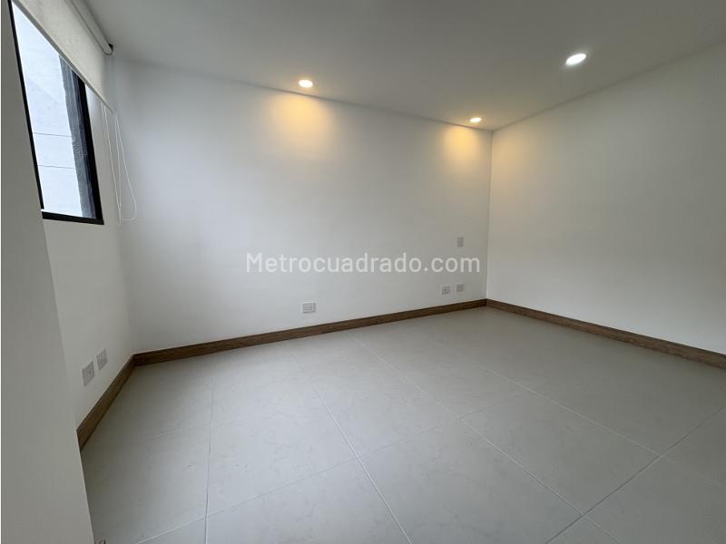 3BR Apartment in Trianon (90 m²) - 4