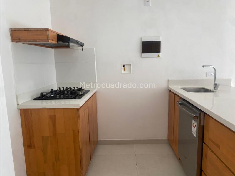 Apartamento de 2 Habitaciones con Balcón y Vista Panorámica en Sabaneta - 7