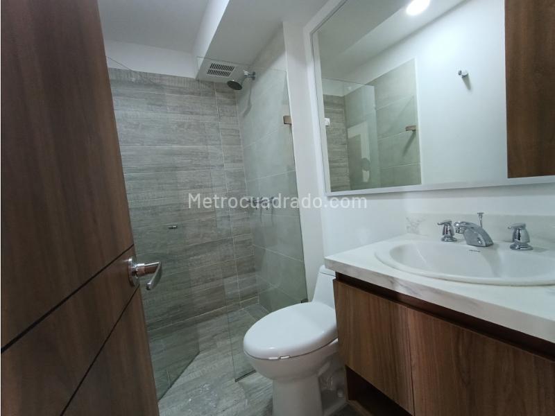 Apartamento de 84 m² con 3 Habitaciones y Balcón en Sabaneta - 4