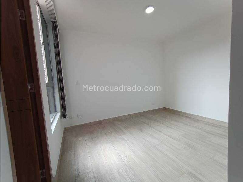 Apartamento de 84 m² con 3 Habitaciones y Balcón en Sabaneta - 5