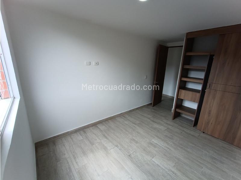 Apartamento de 84 m² con 3 Habitaciones y Balcón en Sabaneta - 9