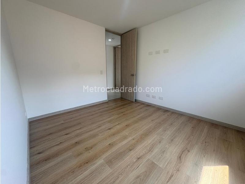 Apartamento nuevo de 3 alcobas con balcón en Envigado (Trianon) - 4