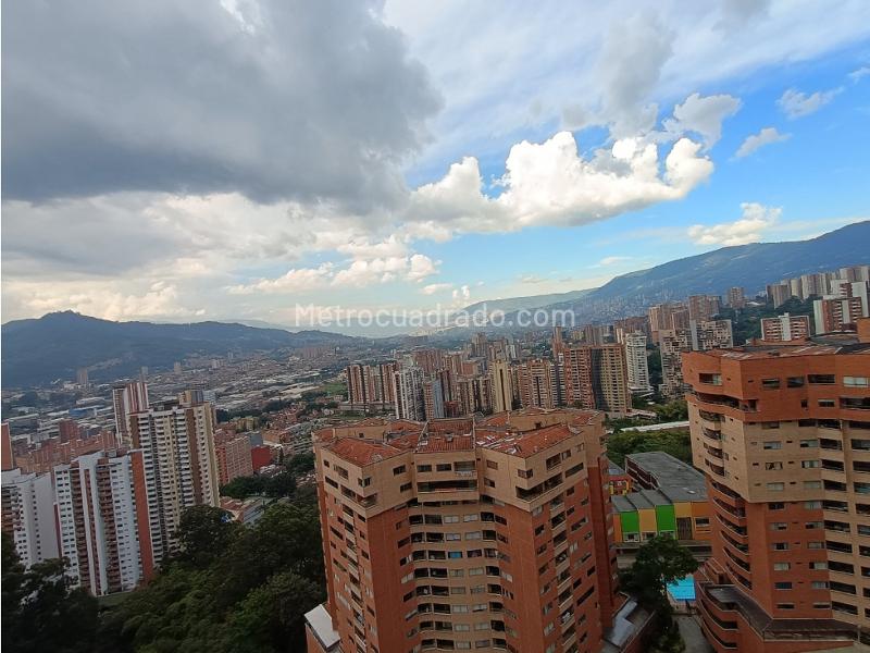 Apartamento moderno de 3 habitaciones con vista panorámica en Las Lomitas - 9