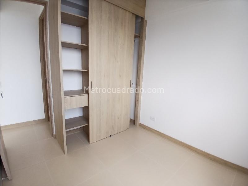2BR Apartment in Las Lomitas (85 m²)