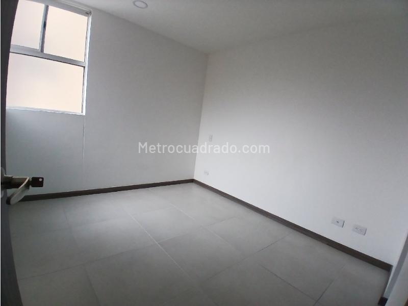 3BR Apartment with Balcony in Alto de La Flores, Sabaneta