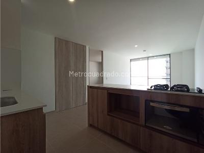 Apartamento de 1 alcoba en arriendo en Villa Carlota, Medellín, 55 m² · foto 13 de 20