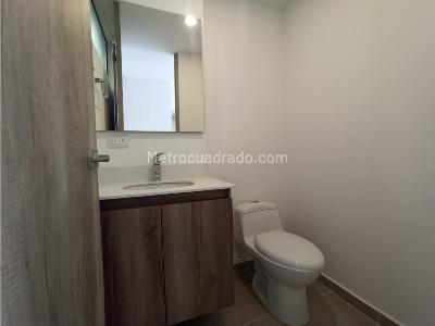 Apartamento de 1 alcoba en arriendo en Villa Carlota, Medellín, 55 m² · foto 15 de 20