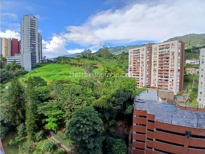 Apartamento de 3 alcobas en arriendo en El Trianon, Envigado, 81 m² · foto 3 de 20