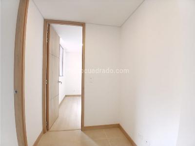 Apartamento de 3 alcobas en arriendo en El Trianon, Envigado, 81 m² · foto 14 de 20