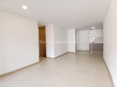Apartamento de 3 alcobas en arriendo en El Trianon, Envigado, 81 m² · foto 18 de 20