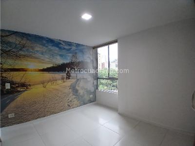 Apartamento de 3 alcobas en arriendo en Manuel Restrespo, Sabaneta, 78 m² · foto 2 de 20
