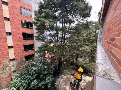 Apartamento de 1 alcoba en arriendo en El Poblado, Medellín, 65 m² · foto 2 de 20