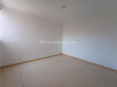 Apartamento de 3 alcobas en arriendo en San Remo, Sabaneta, 70 m² · foto 2 de 20