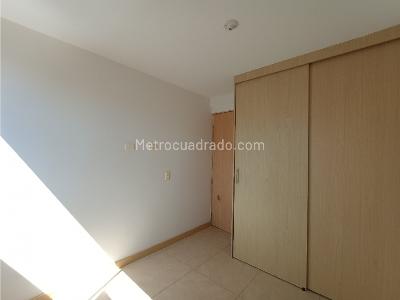 Apartamento de 3 alcobas en arriendo en San Remo, Sabaneta, 70 m² · foto 9 de 20