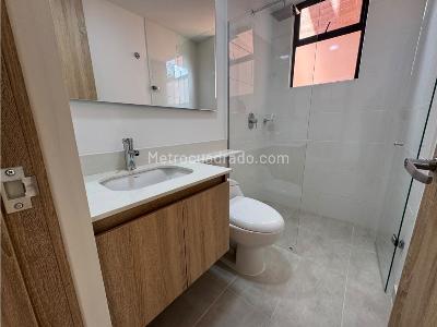 Apartment for rent in Camino Verde, Envigado