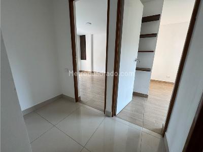 Apartment for rent in Camino Verde, Envigado