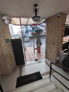Apartamento de 3 alcobas en venta en Altos De La Floresta, Bucaramanga, 76 m² · foto 3 de 18