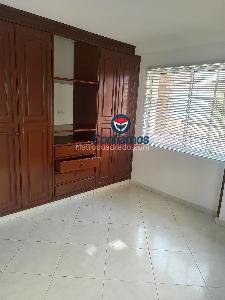 Casa de 5 alcobas en arriendo en Anillo Vial Prados De Cañaveral, Floridablanca, 200 m² · foto 15 de 20