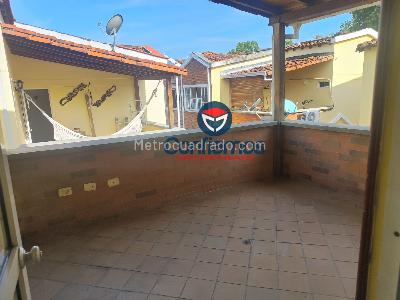 Casa de 5 alcobas en arriendo en Anillo Vial Prados De Cañaveral, Floridablanca, 200 m² · foto 17 de 20