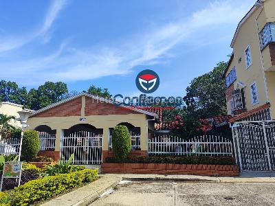 Casa de 5 alcobas en arriendo en Anillo Vial Prados De Cañaveral, Floridablanca, 200 m² · foto 2 de 20