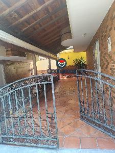 Casa de 5 alcobas en arriendo en Anillo Vial Prados De Cañaveral, Floridablanca, 200 m² · foto 9 de 20