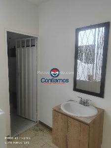 Casa de 5 alcobas en arriendo en San Miguel, Bucaramanga, 220 m² · foto 7 de 20